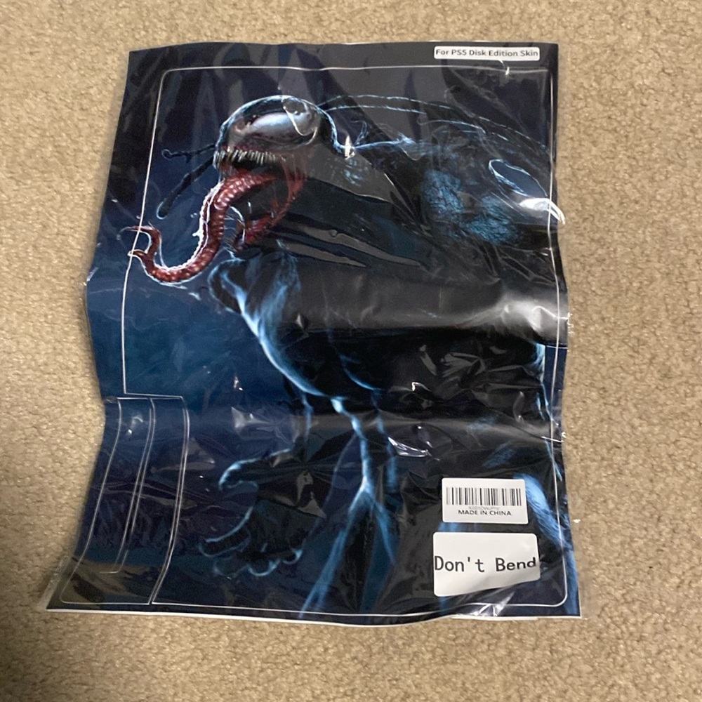 New Venom and Carnage PS5 Disk Edition Skin